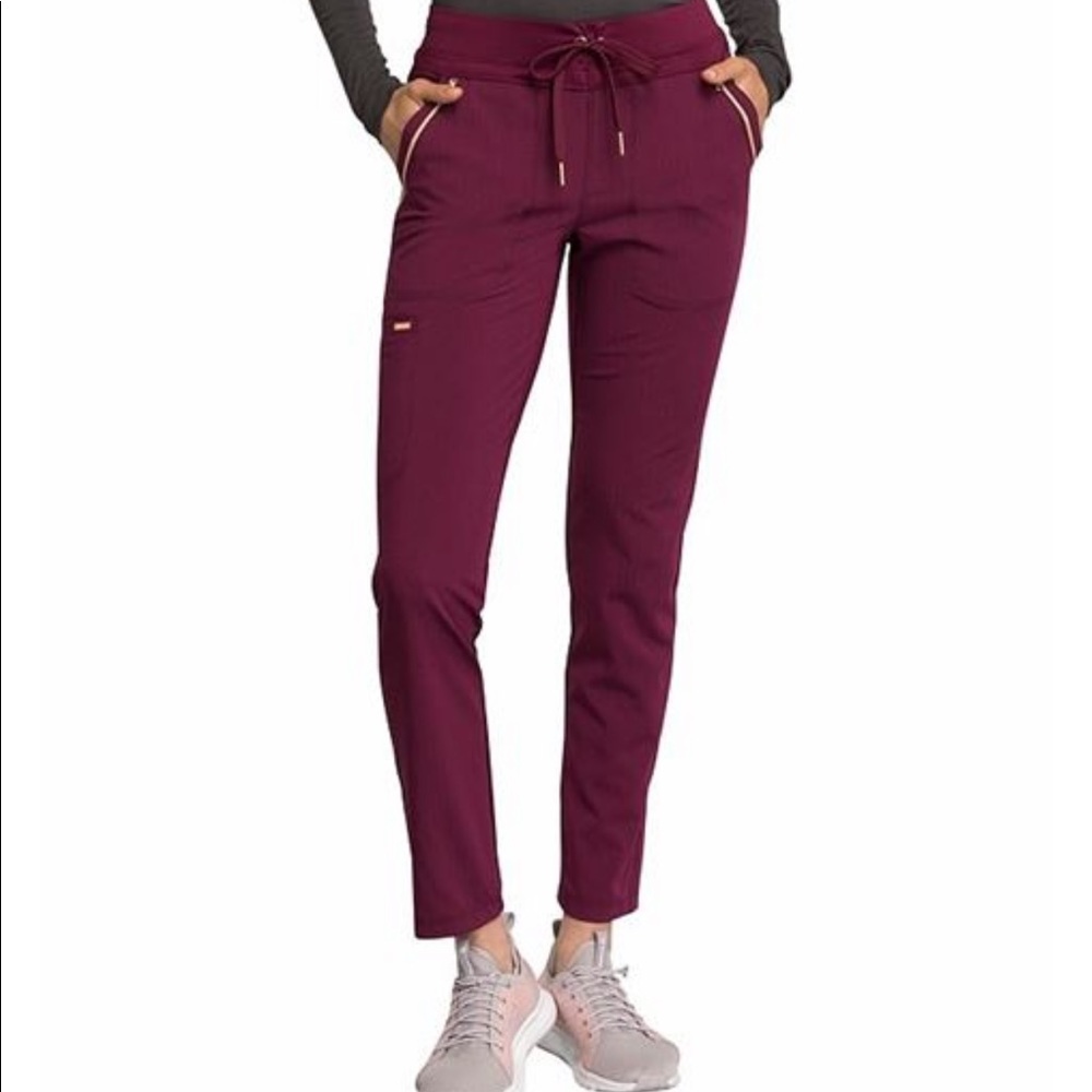 Cherokee tapered scrub pants wine/burgundy